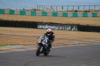 anglesey-no-limits-trackday;anglesey-photographs;anglesey-trackday-photographs;enduro-digital-images;event-digital-images;eventdigitalimages;no-limits-trackdays;peter-wileman-photography;racing-digital-images;trac-mon;trackday-digital-images;trackday-photos;ty-croes